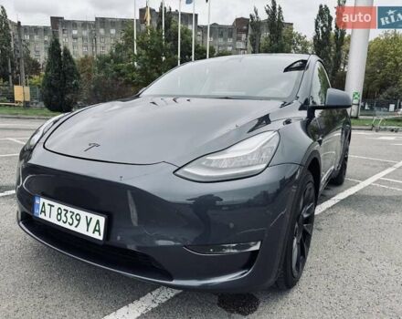Серый Тесла Model Y, объемом двигателя 0 л и пробегом 61 тыс. км за 25500 $, фото 1 на Automoto.ua