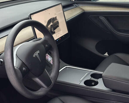 Серый Тесла Model Y, объемом двигателя 0 л и пробегом 41 тыс. км за 29300 $, фото 10 на Automoto.ua