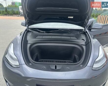 Сірий Тесла Model Y, об'ємом двигуна 0 л та пробігом 47 тис. км за 29999 $, фото 38 на Automoto.ua