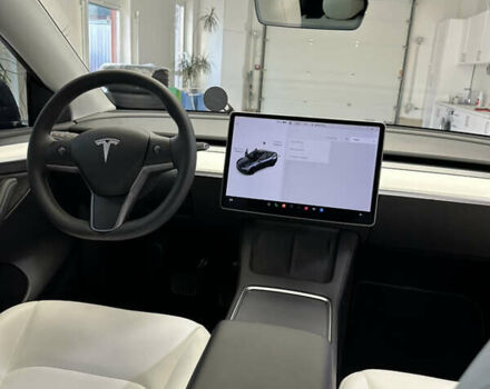 Серый Тесла Model Y, объемом двигателя 0 л и пробегом 11 тыс. км за 40000 $, фото 6 на Automoto.ua