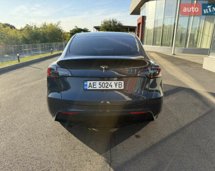 Серый Тесла Model Y, объемом двигателя 0 л и пробегом 34 тыс. км за 24000 $, фото 11 на Automoto.ua