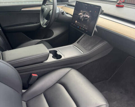 Серый Тесла Model Y, объемом двигателя 0 л и пробегом 39 тыс. км за 29800 $, фото 11 на Automoto.ua