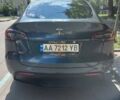 Серый Тесла Model Y, объемом двигателя 0 л и пробегом 27 тыс. км за 33000 $, фото 4 на Automoto.ua