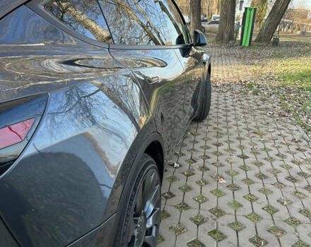 Серый Тесла Model Y, объемом двигателя 0 л и пробегом 53 тыс. км за 31500 $, фото 16 на Automoto.ua