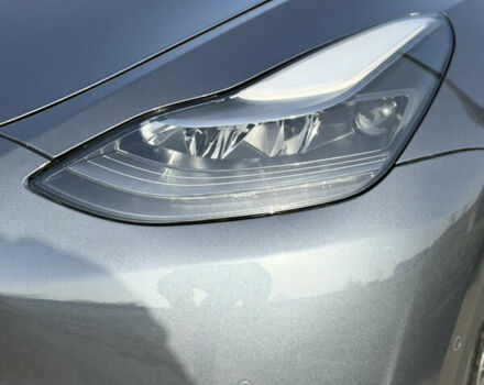 Серый Тесла Model Y, объемом двигателя 0 л и пробегом 84 тыс. км за 22999 $, фото 26 на Automoto.ua