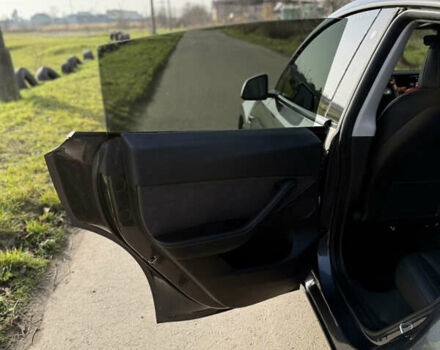 Серый Тесла Model Y, объемом двигателя 0 л и пробегом 84 тыс. км за 22999 $, фото 23 на Automoto.ua