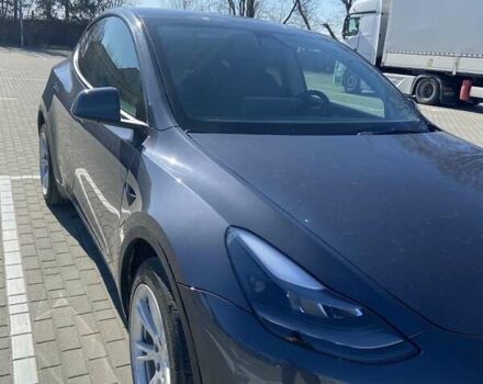 Серый Тесла Model Y, объемом двигателя 0 л и пробегом 32 тыс. км за 27500 $, фото 4 на Automoto.ua