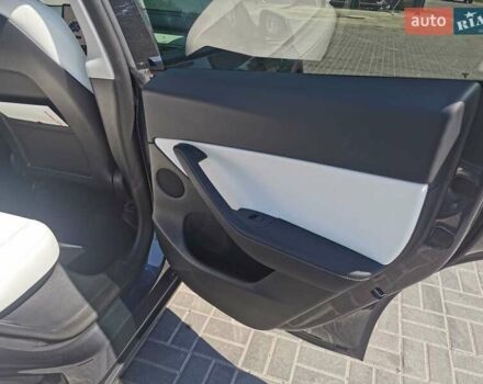Серый Тесла Model Y, объемом двигателя 0 л и пробегом 3 тыс. км за 45500 $, фото 12 на Automoto.ua