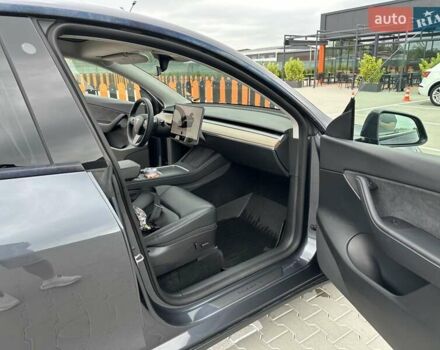 Сірий Тесла Model Y, об'ємом двигуна 0 л та пробігом 47 тис. км за 29999 $, фото 25 на Automoto.ua