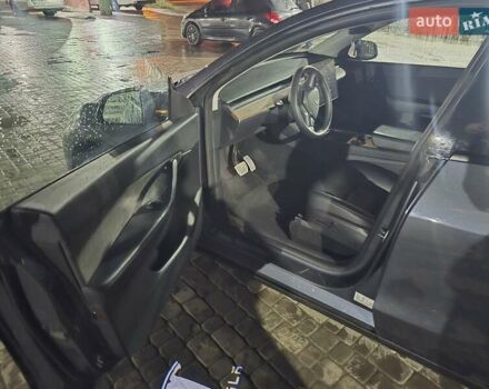 Сірий Тесла Model Y, об'ємом двигуна 0 л та пробігом 60 тис. км за 29900 $, фото 11 на Automoto.ua