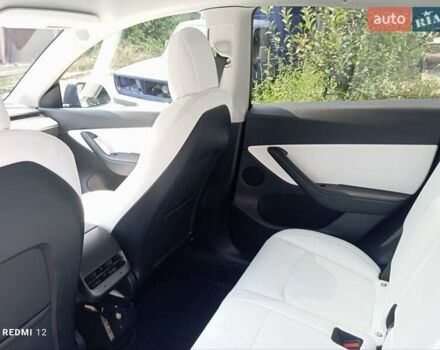 Серый Тесла Model Y, объемом двигателя 0 л и пробегом 113 тыс. км за 24500 $, фото 16 на Automoto.ua