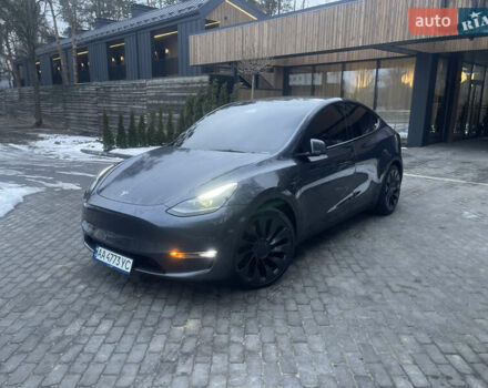 Серый Тесла Model Y, объемом двигателя 0 л и пробегом 63 тыс. км за 31900 $, фото 4 на Automoto.ua