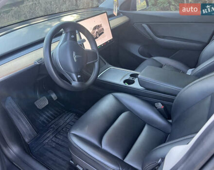 Серый Тесла Model Y, объемом двигателя 0 л и пробегом 152 тыс. км за 25200 $, фото 6 на Automoto.ua