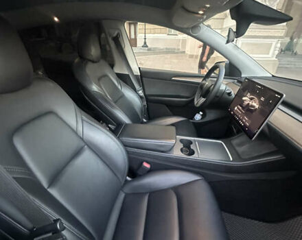 Серый Тесла Model Y, объемом двигателя 0 л и пробегом 130 тыс. км за 25000 $, фото 10 на Automoto.ua
