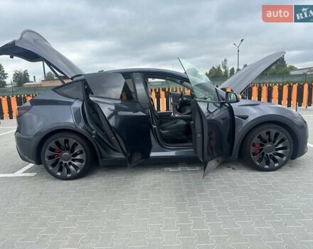 Сірий Тесла Model Y, об'ємом двигуна 0 л та пробігом 47 тис. км за 29999 $, фото 9 на Automoto.ua