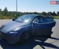Серый Тесла Model Y, объемом двигателя 0 л и пробегом 3 тыс. км за 45500 $, фото 4 на Automoto.ua