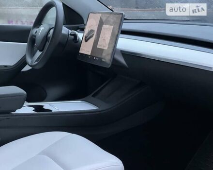 Серый Тесла Model Y, объемом двигателя 0 л и пробегом 19 тыс. км за 29999 $, фото 63 на Automoto.ua