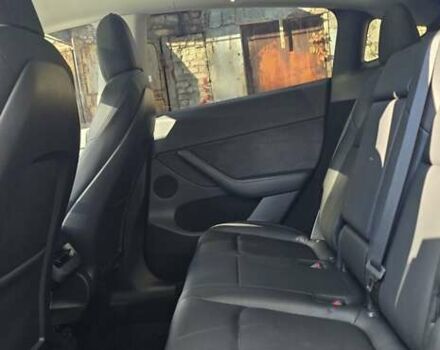 Сірий Тесла Model Y, об'ємом двигуна 0 л та пробігом 67 тис. км за 26000 $, фото 20 на Automoto.ua
