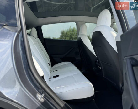 Тесла Model Y 2022 в Киеве на Automoto.ua Серый Тесла Model Y, объемом двигателя 0 л и пробегом 28 тыс. км за 29300 $, фото 29 на Automoto.ua
