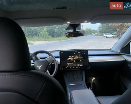 Серый Тесла Model Y, объемом двигателя 0 л и пробегом 30 тыс. км за 25000 $, фото 24 на Automoto.ua