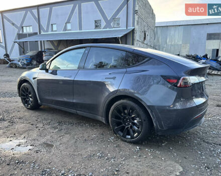Серый Тесла Model Y, объемом двигателя 0 л и пробегом 65 тыс. км за 19300 $, фото 11 на Automoto.ua