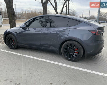 Серый Тесла Model Y, объемом двигателя 0 л и пробегом 29 тыс. км за 32700 $, фото 6 на Automoto.ua