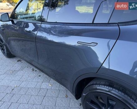 Серый Тесла Model Y, объемом двигателя 0 л и пробегом 38 тыс. км за 24999 $, фото 19 на Automoto.ua