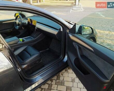 Тесла Model Y 2022 у Києві на Automoto.ua Сірий Тесла Model Y, об'ємом двигуна 0 л та пробігом 95 тис. км за 22700 $, фото 5 на Automoto.ua