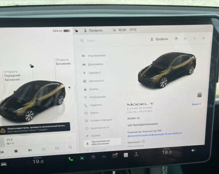 Серый Тесла Model Y, объемом двигателя 0 л и пробегом 30 тыс. км за 25000 $, фото 37 на Automoto.ua