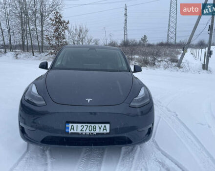 Серый Тесла Model Y, объемом двигателя 0 л и пробегом 54 тыс. км за 26900 $, фото 2 на Automoto.ua