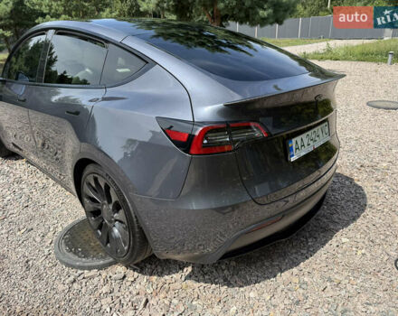 Серый Тесла Model Y, объемом двигателя 0 л и пробегом 61 тыс. км за 33000 $, фото 7 на Automoto.ua