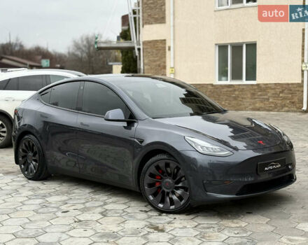 Серый Тесла Model Y, объемом двигателя 0 л и пробегом 53 тыс. км за 28000 $, фото 16 на Automoto.ua