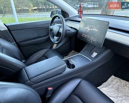 Серый Тесла Model Y, объемом двигателя 0 л и пробегом 38 тыс. км за 24999 $, фото 46 на Automoto.ua