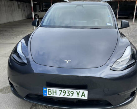 Серый Тесла Model Y, объемом двигателя 0 л и пробегом 65 тыс. км за 27400 $, фото 2 на Automoto.ua