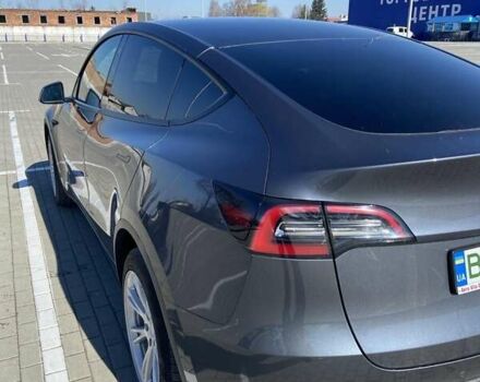 Серый Тесла Model Y, объемом двигателя 0 л и пробегом 32 тыс. км за 27500 $, фото 7 на Automoto.ua