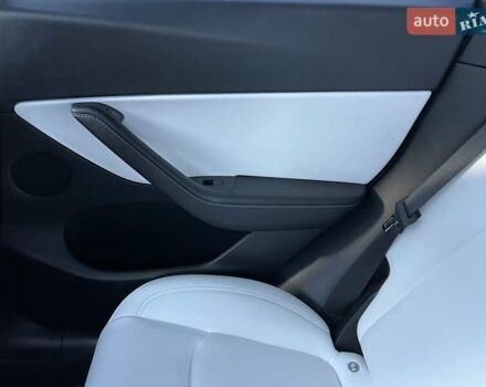 Сірий Тесла Model Y, об'ємом двигуна 0 л та пробігом 25 тис. км за 33000 $, фото 70 на Automoto.ua