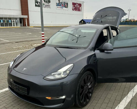 Серый Тесла Model Y, объемом двигателя 0 л и пробегом 58 тыс. км за 28500 $, фото 6 на Automoto.ua