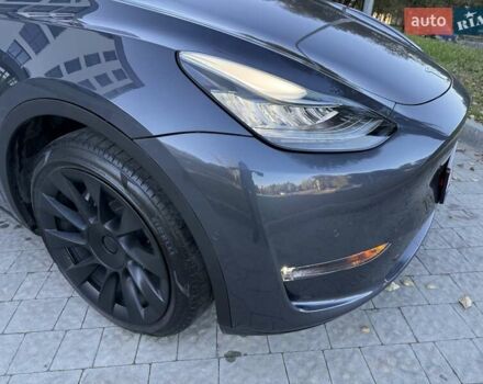 Серый Тесла Model Y, объемом двигателя 0 л и пробегом 38 тыс. км за 24999 $, фото 27 на Automoto.ua