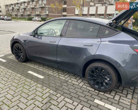 Серый Тесла Model Y, объемом двигателя 0 л и пробегом 56 тыс. км за 35370 $, фото 4 на Automoto.ua