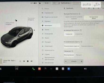 Серый Тесла Model Y, объемом двигателя 0 л и пробегом 19 тыс. км за 29999 $, фото 46 на Automoto.ua