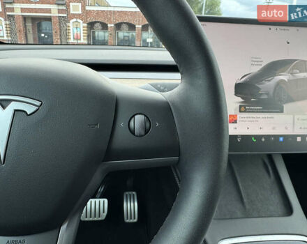 Серый Тесла Model Y, объемом двигателя 0 л и пробегом 27 тыс. км за 27500 $, фото 23 на Automoto.ua