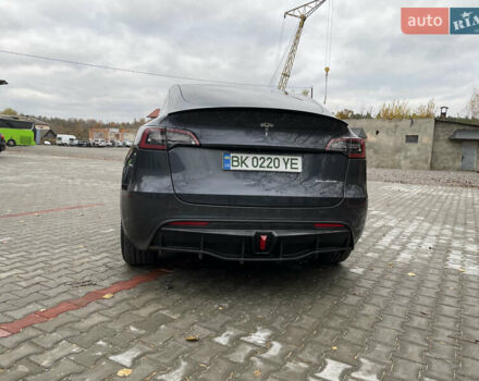Сірий Тесла Model Y, об'ємом двигуна 0 л та пробігом 118 тис. км за 25900 $, фото 17 на Automoto.ua