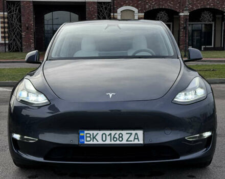 Серый Тесла Model Y, объемом двигателя 0 л и пробегом 26 тыс. км за 28900 $, фото 18 на Automoto.ua