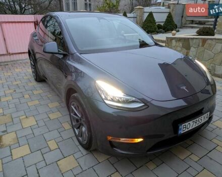 Серый Тесла Model Y, объемом двигателя 0 л и пробегом 27 тыс. км за 25900 $, фото 20 на Automoto.ua