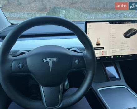 Серый Тесла Model Y, объемом двигателя 0 л и пробегом 53 тыс. км за 31500 $, фото 6 на Automoto.ua