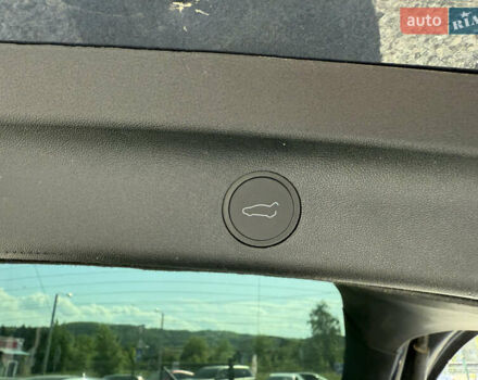 Серый Тесла Model Y, объемом двигателя 0 л и пробегом 31 тыс. км за 24800 $, фото 11 на Automoto.ua