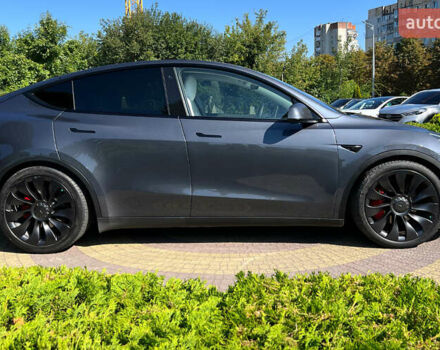 Серый Тесла Model Y, объемом двигателя 0 л и пробегом 160 тыс. км за 26750 $, фото 7 на Automoto.ua