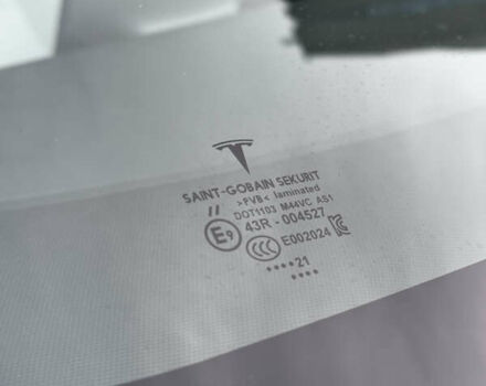 Серый Тесла Model Y, объемом двигателя 0 л и пробегом 26 тыс. км за 28900 $, фото 24 на Automoto.ua