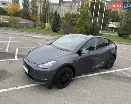 Серый Тесла Model Y, объемом двигателя 0 л и пробегом 61 тыс. км за 25500 $, фото 33 на Automoto.ua