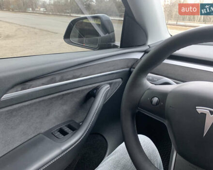 Серый Тесла Model Y, объемом двигателя 0 л и пробегом 29 тыс. км за 32700 $, фото 47 на Automoto.ua